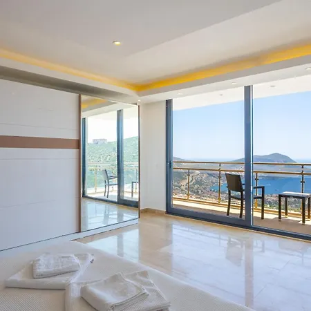 Elit 1 Kas-kalkan * Kaş