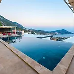 Elit 1 Kas-kalkan * Kaş